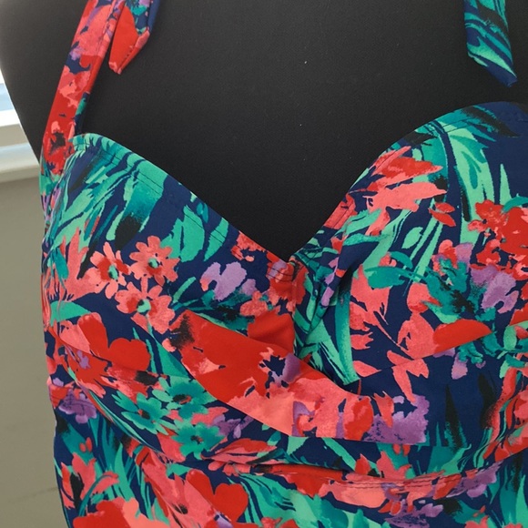 Catalina swim time bathing suit size medium 8 to 10 never worn - Picture 2 of 4